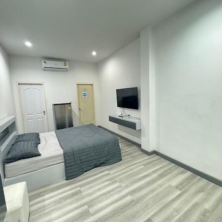 K&K Apartment Bang Phli Exterior photo